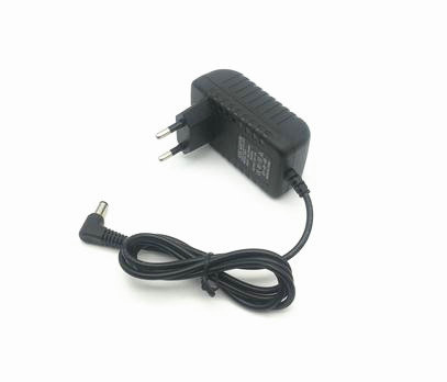 5V 3A 5,5mm x 2,5 Adaptateur Secteur pour batterie, stations de charge, smart devices